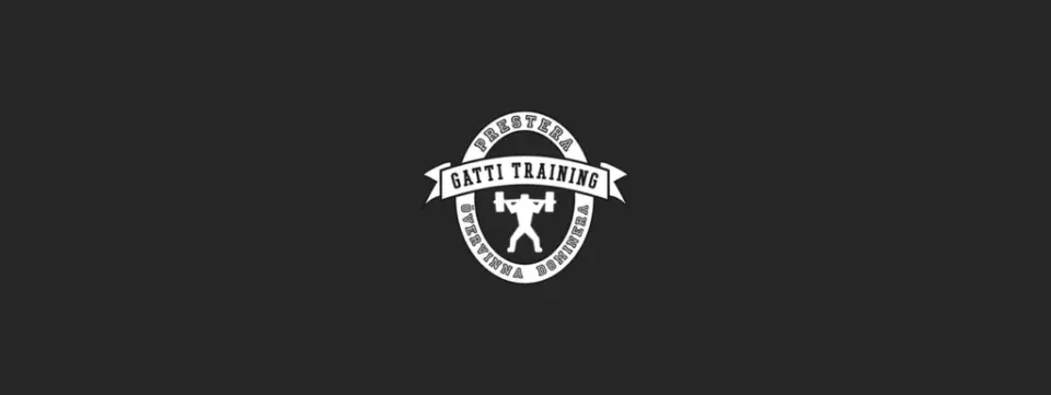 Gatti Trainings logotyp på mörk bakgrund.
